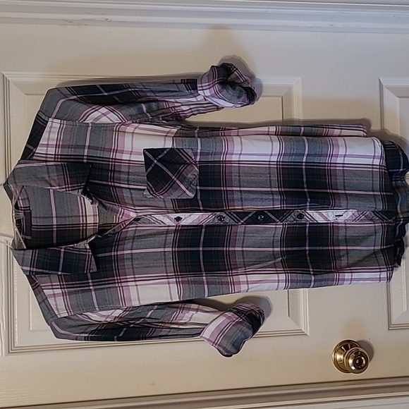Plaid Layering Button up Top - Picture 3 of 13